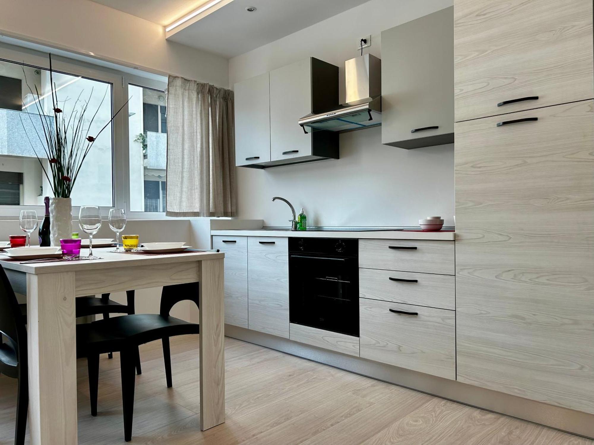 Luxury Urban Oasis Apartment In Center Of Udine Esterno foto